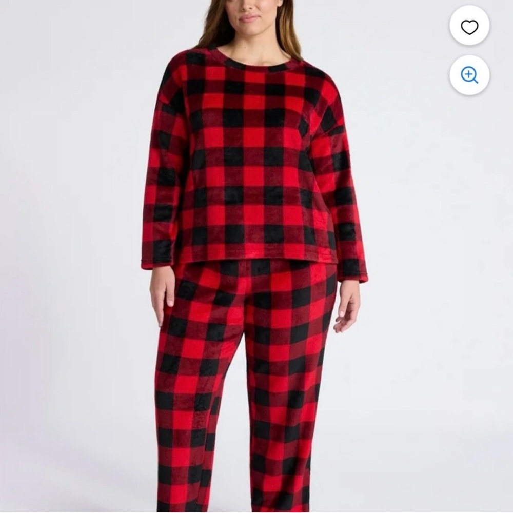 Fuzzy Plaid Pajama Set - Red & Black